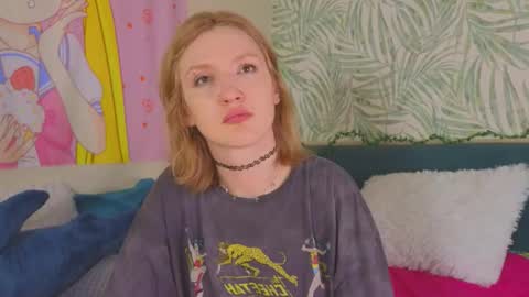 Snapshot of mitch911 chatting on 09.26.25 alice online show from 09.26.25