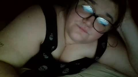 Snapshot of mitchellebunny7 chatting on 12.21.24 MichelleBunny7 online show from 12.21.24