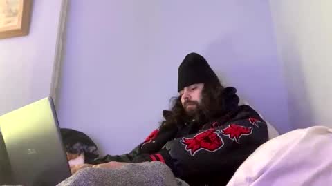 Snapshot of mitchelllane999 chatting on 11.30.25 wassi2kezzy online show from 11.30.25