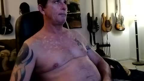 Snapshot of mitchnails69 chatting on 02.02.25 BobbyMitchGa online show from 02.02.25