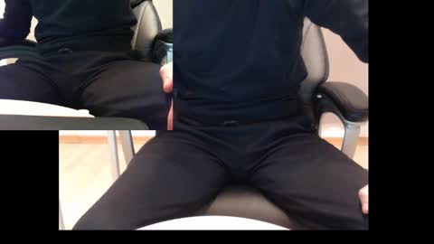 Snapshot of mitsch01 chatting on 03.08.25 Mitsch online show from 03.08.25