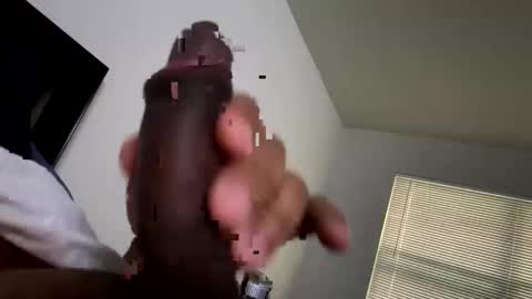 Snapshot of mixed7up chatting on 02.27.25 mixed7up online show from 02.27.25