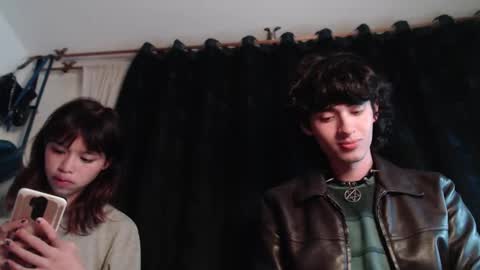 Snapshot of mixipeach chatting on 02.15.26 Naomi and Nekorii online show from 02.15.26