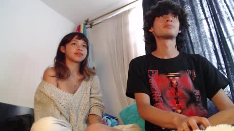 Snapshot of mixipeach chatting on 03.31.26 Naomi and Nekorii online show from 03.31.26