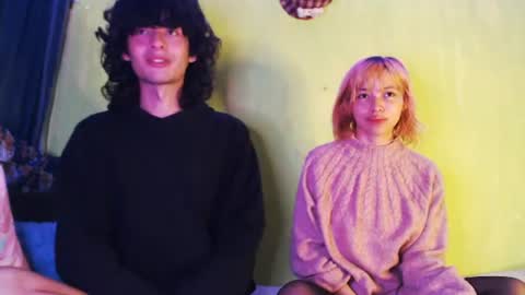 Naomi and Nekorii online show from 08.04.26