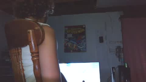 Snapshot of mixxychocolate chatting on 10.02.25 Deanthony online show from 10.02.25