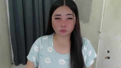 Snapshot of miya_licious chatting on 02.02.25 cassie marie online show from 02.02.25