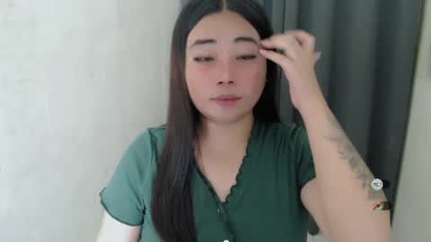 Snapshot of miya_licious chatting on 02.10.25 cassie marie online show from 02.10.25