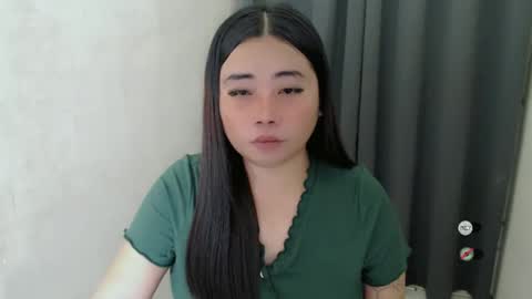 Snapshot of miya_licious chatting on 02.11.25 cassie marie online show from 02.11.25