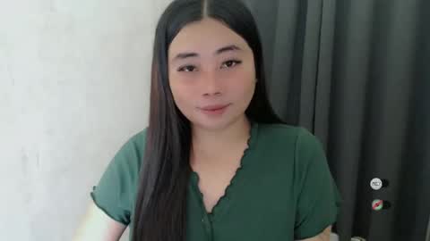 Snapshot of miya_licious chatting on 02.12.25 cassie marie online show from 02.12.25