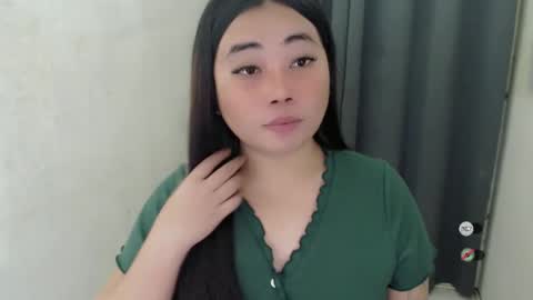 Snapshot of miya_licious chatting on 02.12.25 cassie marie online show from 02.12.25