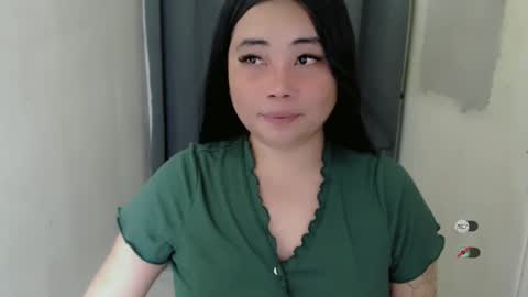 Snapshot of miya_licious chatting on 03.04.25 cassie marie online show from 03.04.25