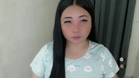 Snapshot of miya_licious chatting on 03.11.25 cassie marie online show from 03.11.25