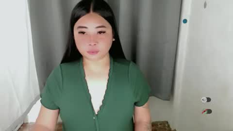 Snapshot of miya_licious chatting on 11.02.25 cassie marie online show from 11.02.25