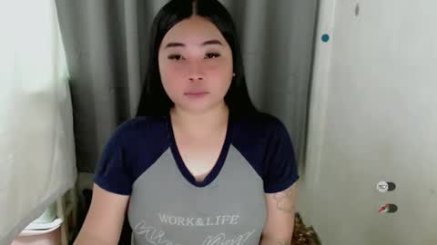 Snapshot of miya_licious chatting on 11.24.25 cassie marie online show from 11.24.25