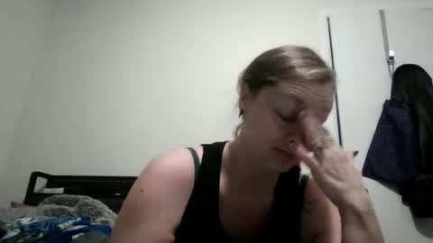 miztrezk online show from 12.23.25