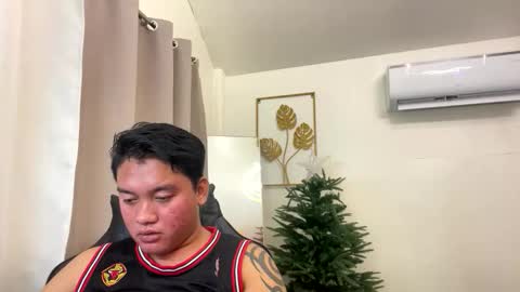 Snapshot of mj_xx7828 chatting on 11.16.25 Michole Jay online show from 11.16.25