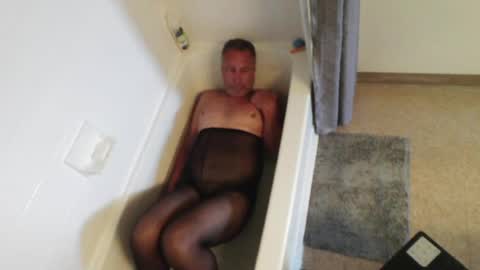Snapshot of mjeffrey460699861 chatting on 06.14.26 mjeffrey460699861 online show from 06.14.26