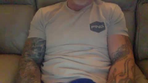 Snapshot of mjg175 chatting on 12.30.24 SexyRed online show from 12.30.24