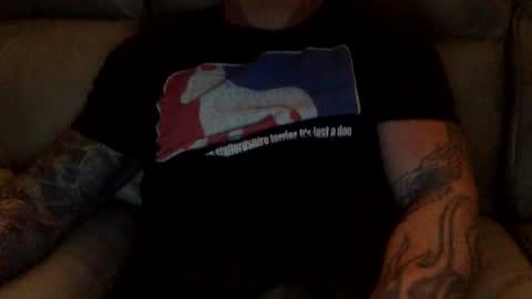 Snapshot of mjg175 chatting on 01.11.25 SexyRed online show from 01.11.25