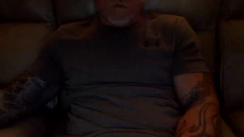 Snapshot of mjg175 chatting on 01.31.25 SexyRed online show from 01.31.25