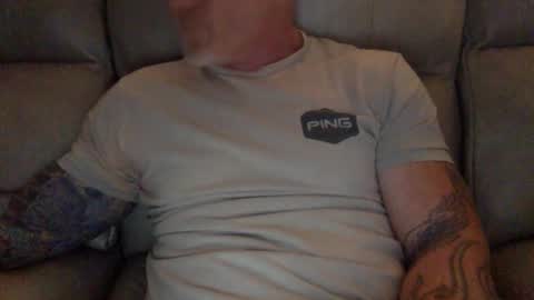 Snapshot of mjg175 chatting on 02.02.25 SexyRed online show from 02.02.25