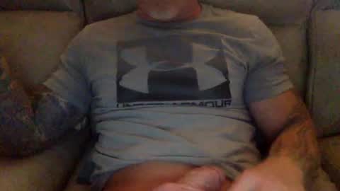 Snapshot of mjg175 chatting on 02.11.25 SexyRed online show from 02.11.25