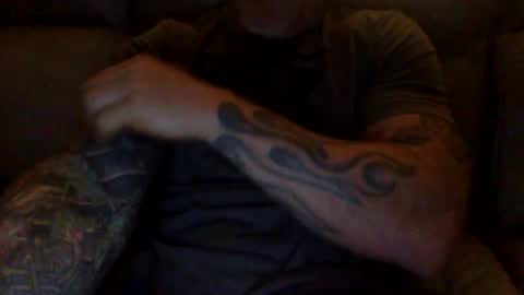 Snapshot of mjg175 chatting on 02.13.25 SexyRed online show from 02.13.25