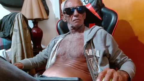 Snapshot of mjmadurengue chatting on 01.07.25 Mario jose online show from 01.07.25