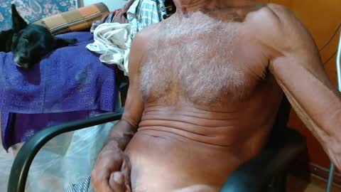 Snapshot of mjmadurengue chatting on 03.03.25 Mario jose online show from 03.03.25