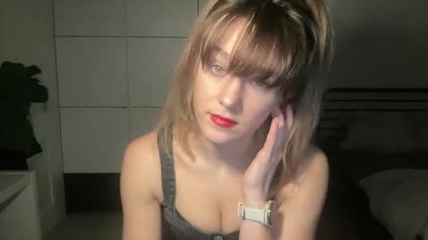 Snapshot of mmminnie chatting on 01.29.25 mmminnie online show from 01.29.25