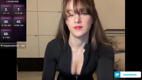 Snapshot of mmminnie chatting on 02.20.25 mmminnie online show from 02.20.25