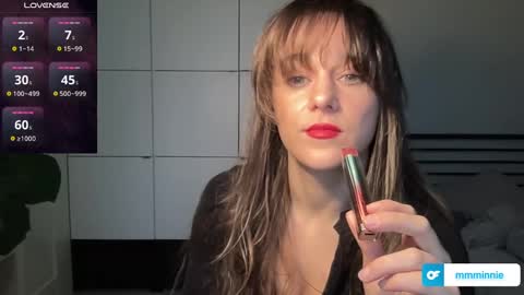 Snapshot of mmminnie chatting on 02.21.25 mmminnie online show from 02.21.25