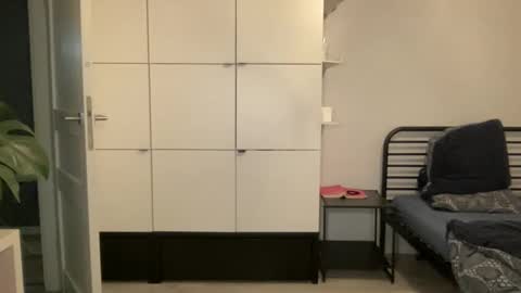 Snapshot of mmminnie chatting on 02.25.25 mmminnie online show from 02.25.25