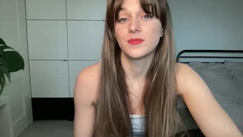 Snapshot of mmminnie chatting on 03.05.25 mmminnie online show from 03.05.25