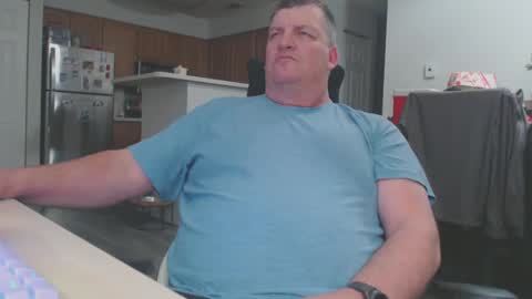 Snapshot of mmmthatsfunnn chatting on 12.22.24 mmmthatsfunnn online show from 12.22.24