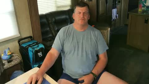 Snapshot of mmmthatsfunnn chatting on 09.15.25 mmmthatsfunnn online show from 09.15.25