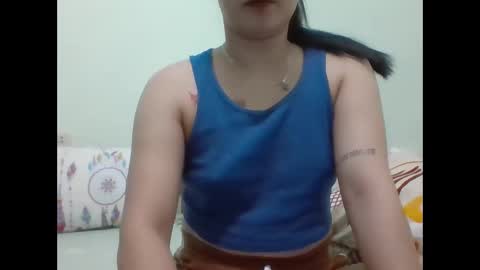 Snapshot of mmxxii_08 chatting on 11.28.25 mmxxii_08 online show from 11.28.25