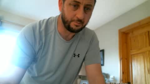 Snapshot of mnalover1 chatting on 10.31.25 mnalover1 online show from 10.31.25