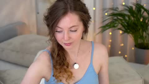 moan_elisa online show from 04.30.26