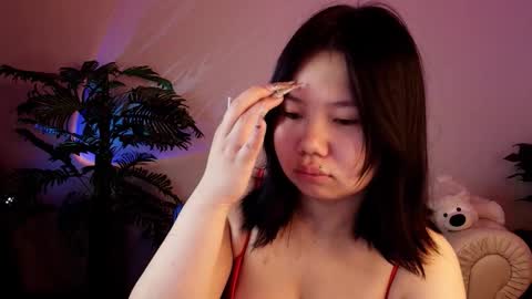 Snapshot of moana_light chatting on 09.12.25 hey meet with me online show from 09.12.25