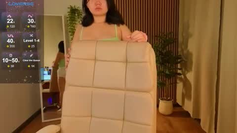 Snapshot of moana_light chatting on 10.28.25 hey meet with me online show from 10.28.25