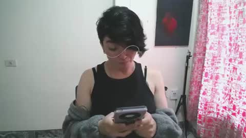 Snapshot of mocca_117 chatting on 06.13.26 Sam online show from 06.13.26