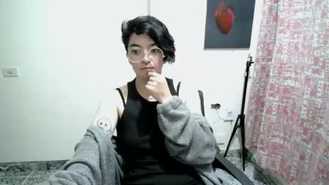 Snapshot of mocca_117 chatting on 06.14.26 Sam online show from 06.14.26
