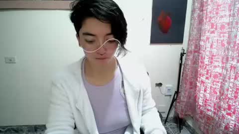 Snapshot of mocca_117 chatting on 06.16.26 Sam online show from 06.16.26