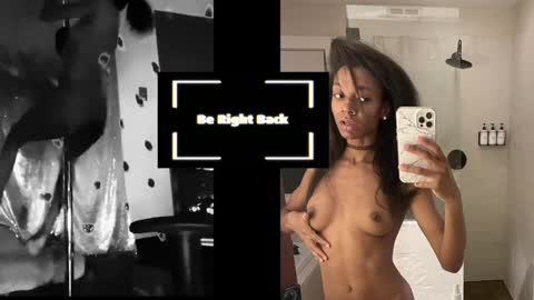 Snapshot of mocha_ chatting on 01.10.25 MOCHA JAMES THE NPC online show from 01.10.25