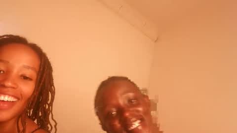 Snapshot of mocha_sins chatting on 11.15.25 Sins online show from 11.15.25