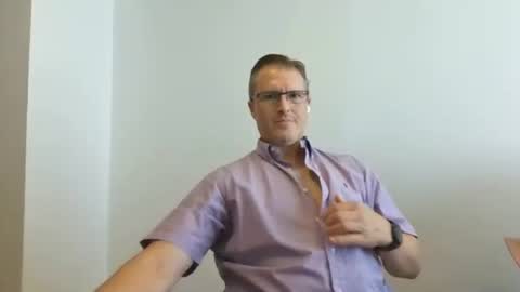 Snapshot of moe_001 chatting on 01.12.26 Moe online show from 01.12.26