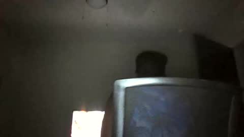 Snapshot of moed1987 chatting on 10.28.25 Carluv99 online show from 10.28.25