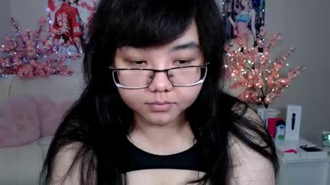 Molly online show from 04.26.26